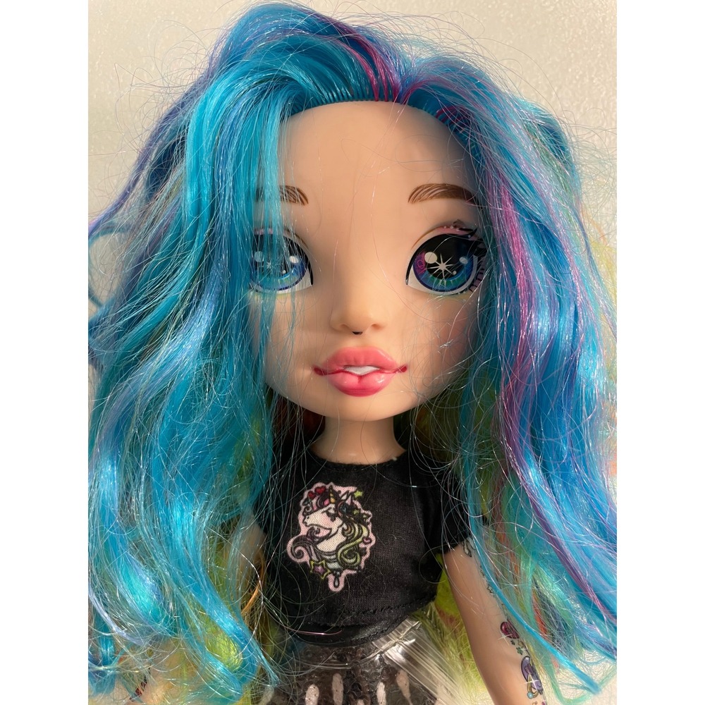 Rainbow High Amaya Raine Special Edition Doll Blue Hair Tattoo Sleeves MGA 2020